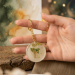 White Alphabet L Resin Round Keychain