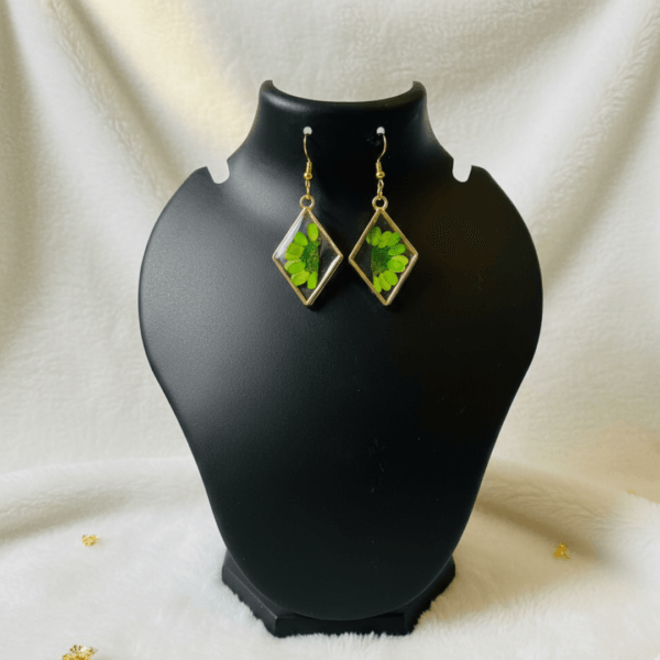 Diamond Green Real Pressed Daisy Earrings