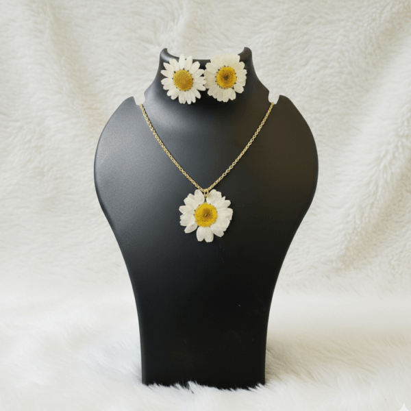 White Real Pressed Daisy Earrings and Pendant